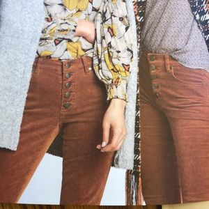 Cabi Button Fly Skinny, size 6